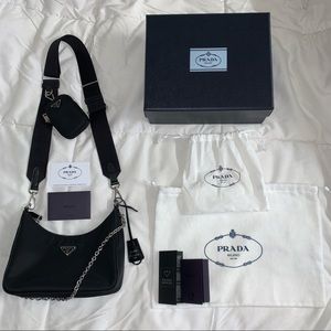 AUTHENTIC Prada Re-Edition 2005 Nylon Bag BLACK